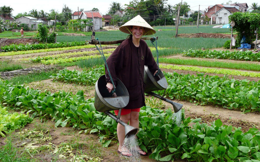 1 NGÀY LÀM NÔNG DÂN Ở PHỐ CỔ HỘI AN - Công ty du lịch nông nghiệp hàng đầu Việt Nam